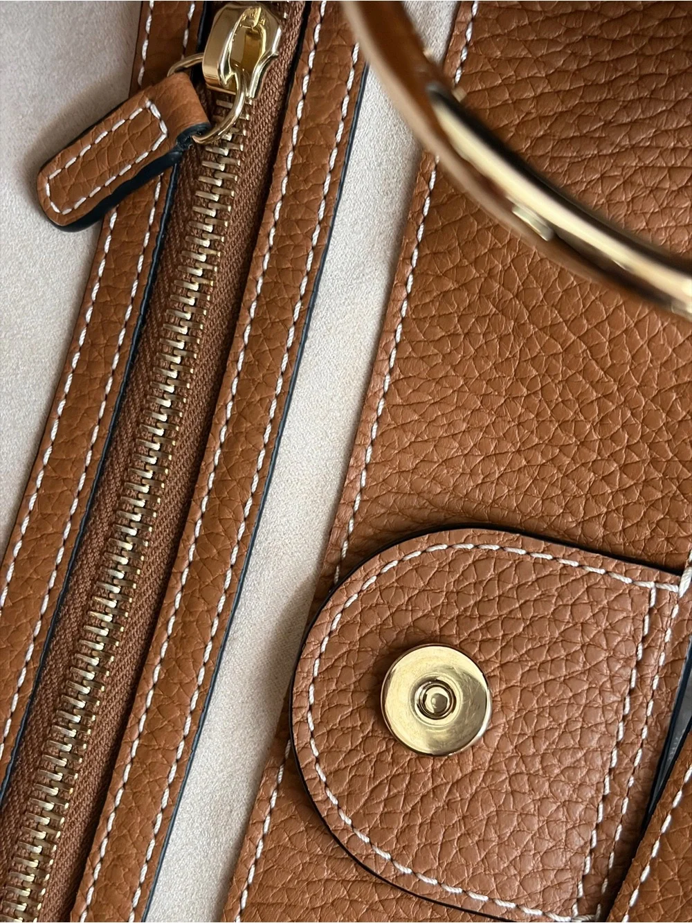 Strathberry Lana Large Hobo Grain Leather Tan Shoulder Bag Like New